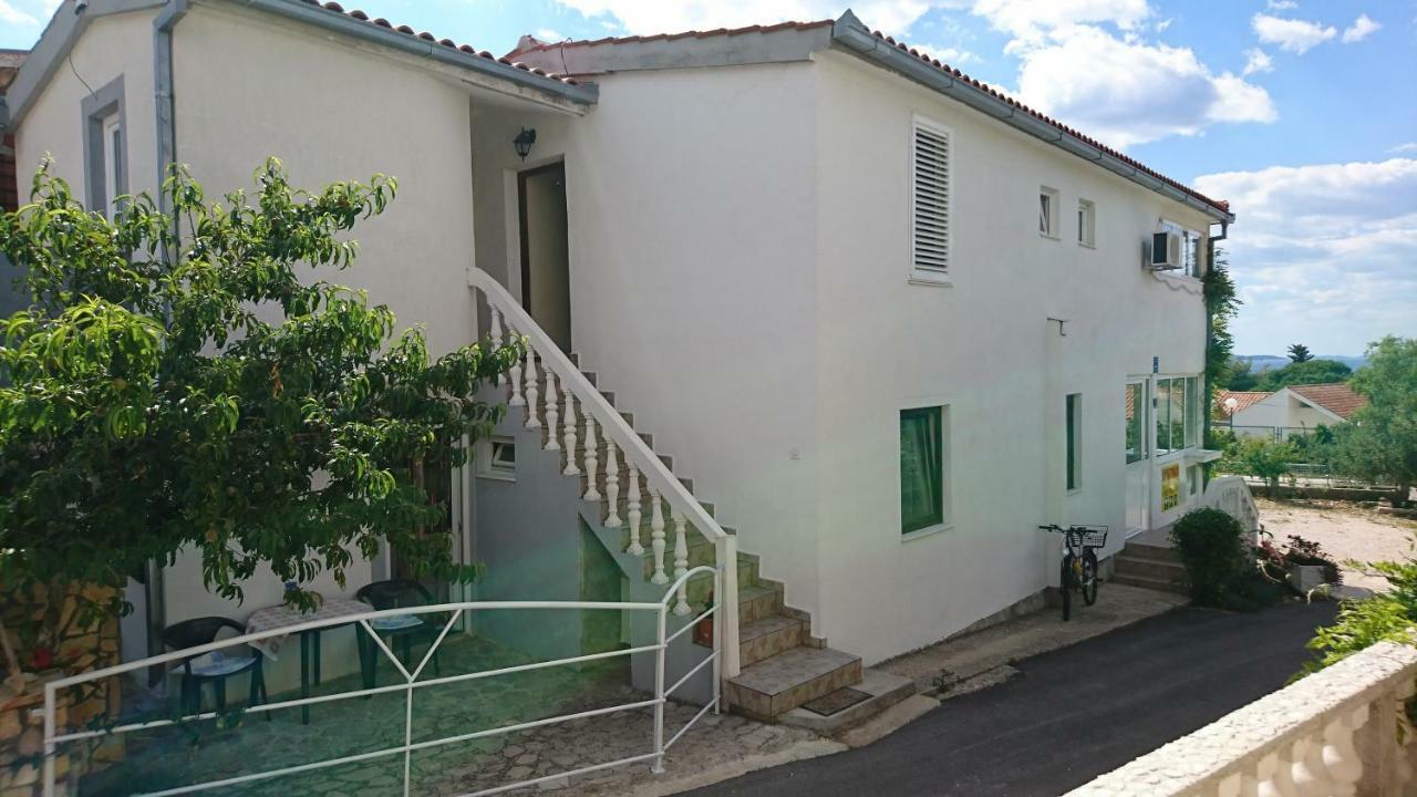 Apartmani Kocka Primošten Esterno foto