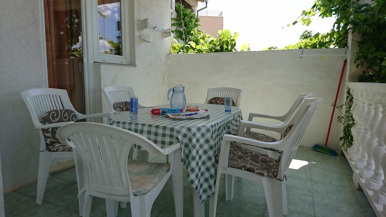 Apartmani Kocka Primošten Esterno foto