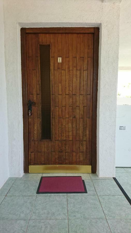 Apartmani Kocka Primošten Esterno foto
