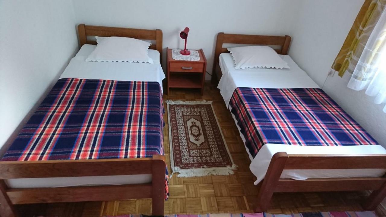Apartmani Kocka Primošten Esterno foto