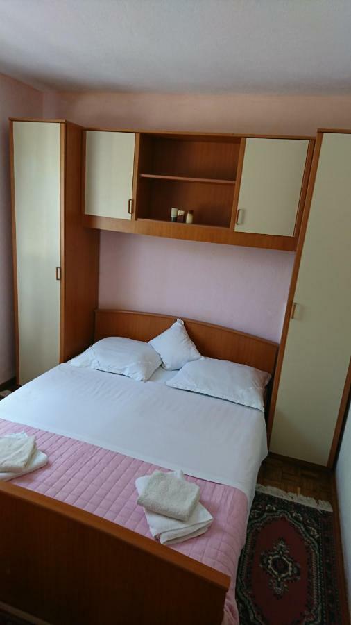 Apartmani Kocka Primošten Esterno foto