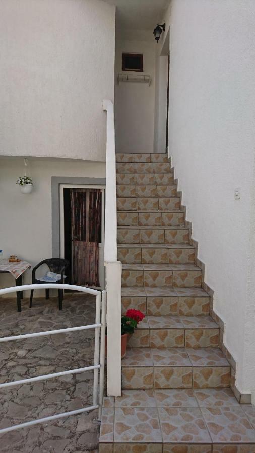 Apartmani Kocka Primošten Esterno foto